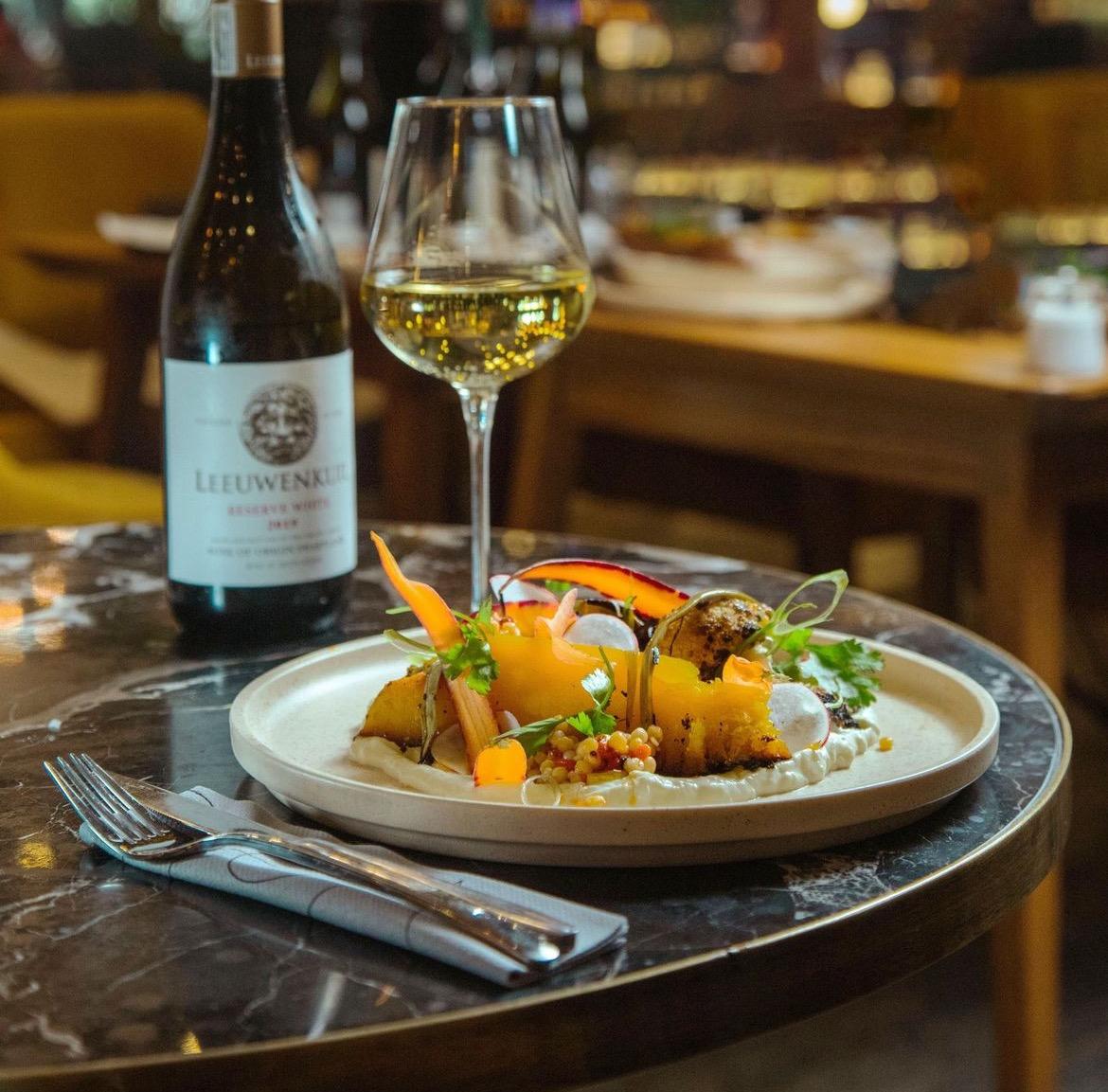 Professional hotel F&B consultancy services - restaurant and bar operations optimization in Dubai